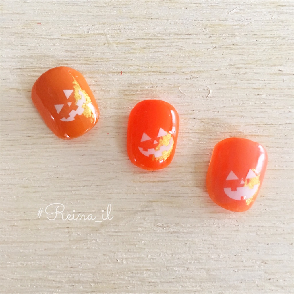 ネイルシールで出来る！大人なハロウィンネイルのやり方♡ | セルフ